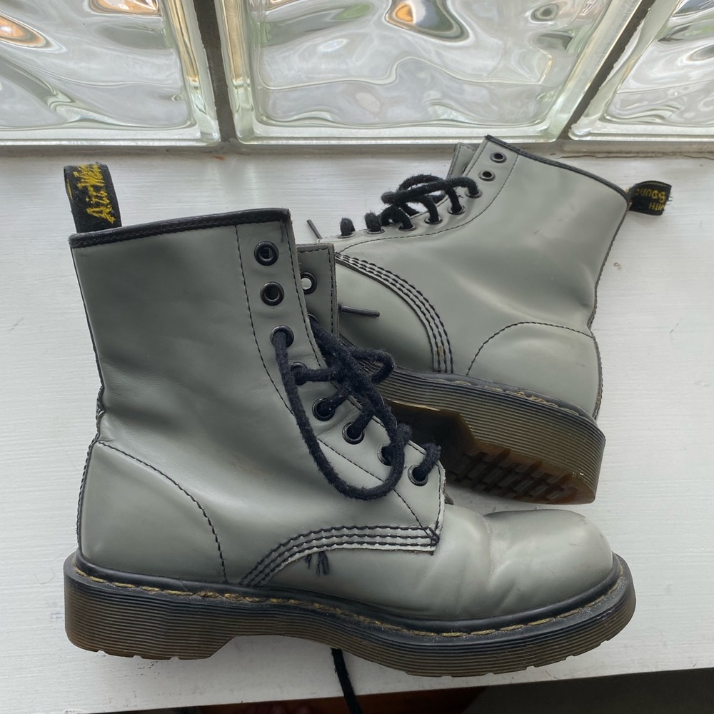 grey size 6.5 doc martens